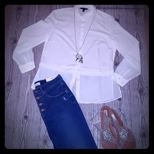 NWOT Banana Republic White Button Up Blouse